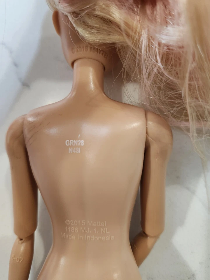 Mattel Barbie Doll & Closet Wardrobe Carry Case w/Clothes, Shoes, Accessories - Image 3 of 4