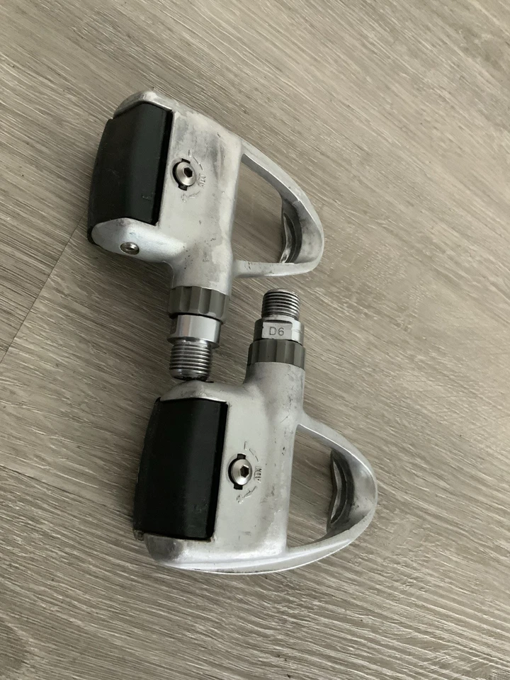 FORTE CLIPLESS PEDAL NO CLEATS SILVER - Image 4 of 4