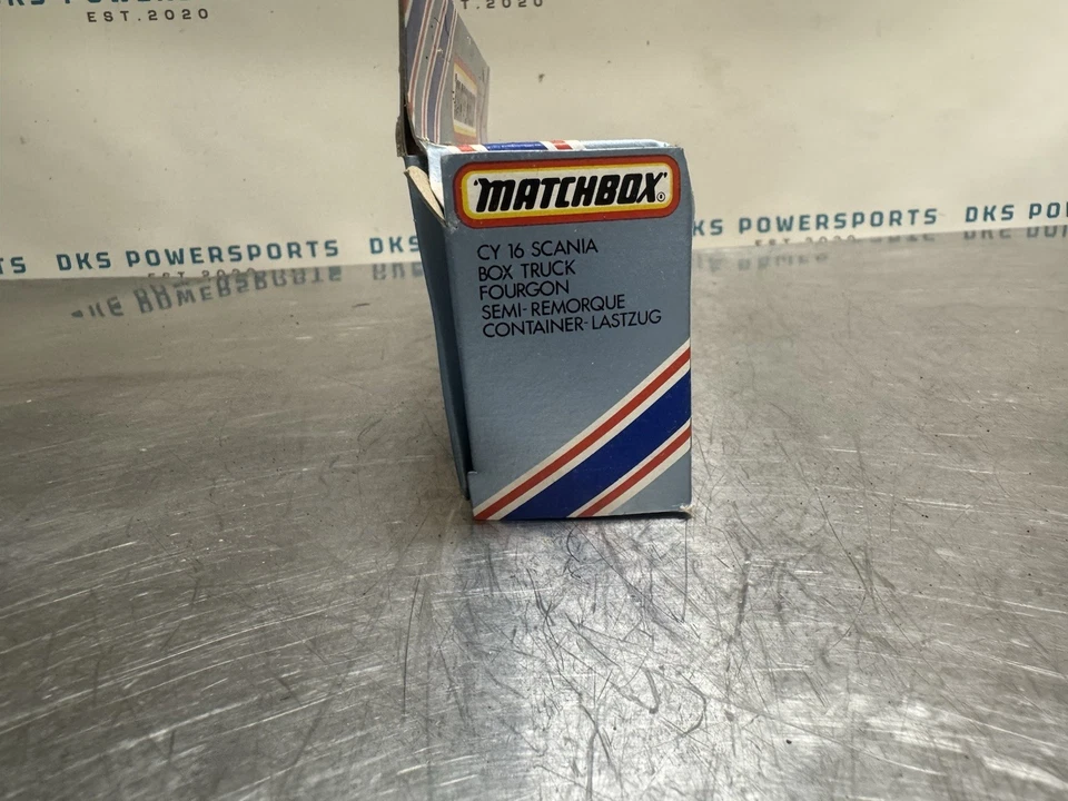 Matchbox Convoy Scania Box Truck KFC Kentucky Fried Chicken Boxed 155mm CY-16 e - Image 2 of 4