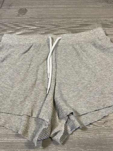 Forever 21 Womens Size L Gray Waffle Knit Shorts - 第 3/9 張圖片