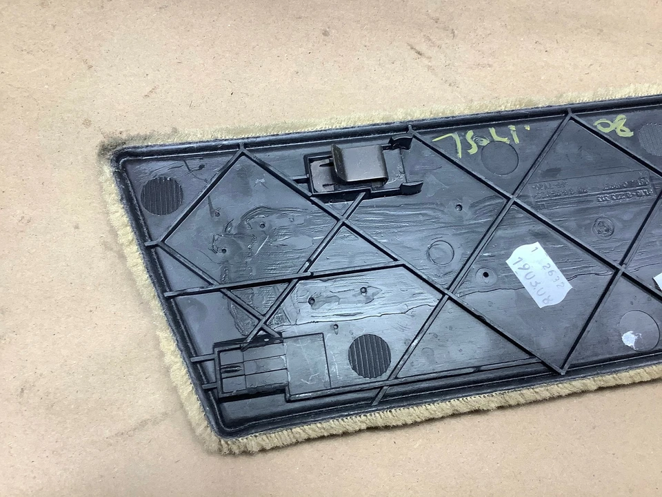 BMW 750Li Sedan E66 2008 consola central delantera izquierda cubierta de alfombra panel de moldura OEM+ Foto 4 de 4