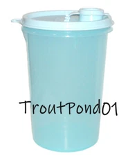 TUPPERWARE Mega Tumbler Pitcher Handolier Container Jug 32oz Ice Blue