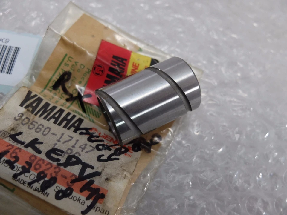 Espaciador Yamaha 90560-17147 DT 50 100 125 175 MX 100 125 RT 100 180 YZ 100 125 175 Foto 4 de 4