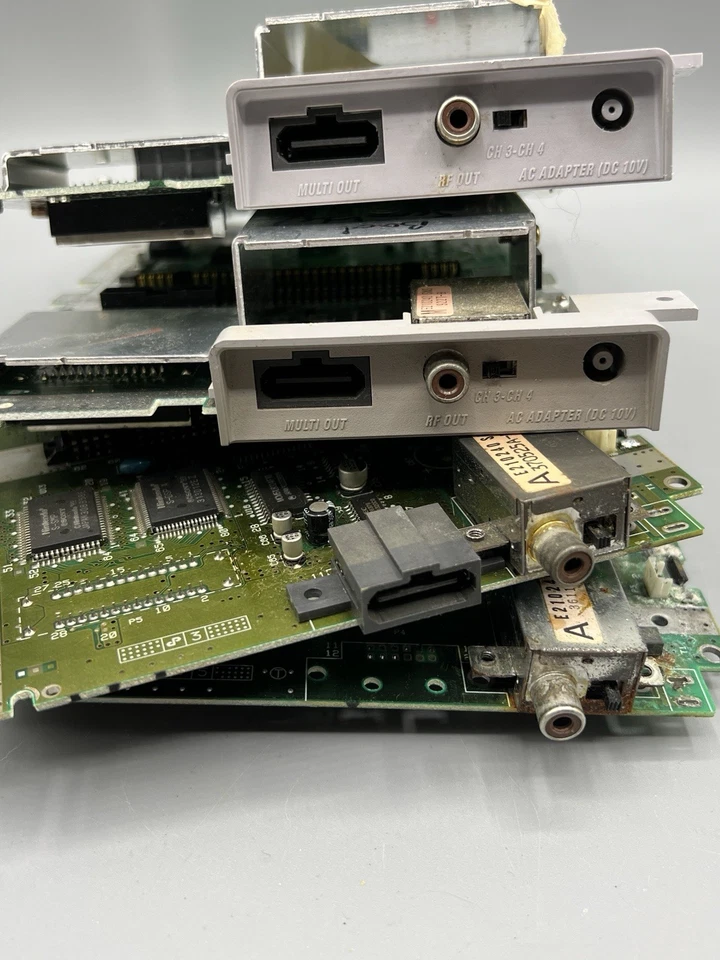 *Lote de 4 placas base originales OEM Super Nintendo SNES para piezas o chatarra* Foto 2 de 3