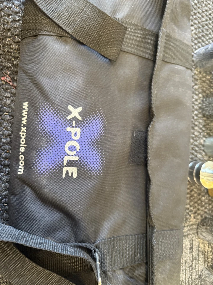 Juego X-Pole XPERT NX con poste principal, estuche de transporte y base Foto 3 de 4