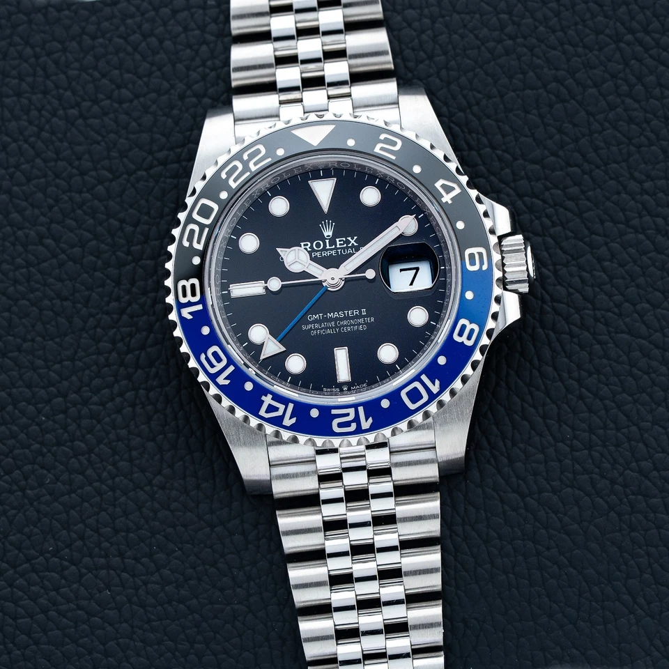 Rolex GMT-Master II 'Batgirl' Black/Blue Ceramic Bezel w Jubilee Bracelet - 100% - Image 2 of 4