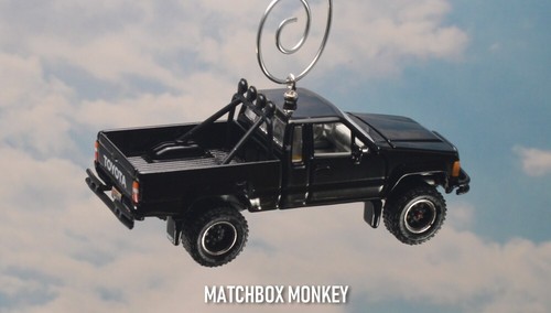 Back to the Future '85 Toyota SR5 4x4 Pickup Truck Custom Christmas Ornament - Picture 10 of 15