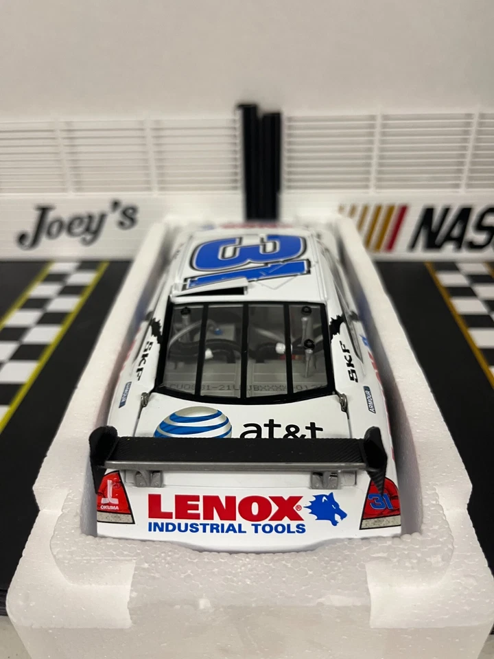 Chevrolet Impala SS 2008 A62-Jeff Burton 1/24 Action White Lenox Foto 3 de 4