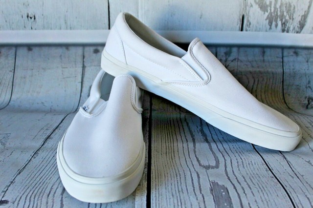 vionic canvas sneakers