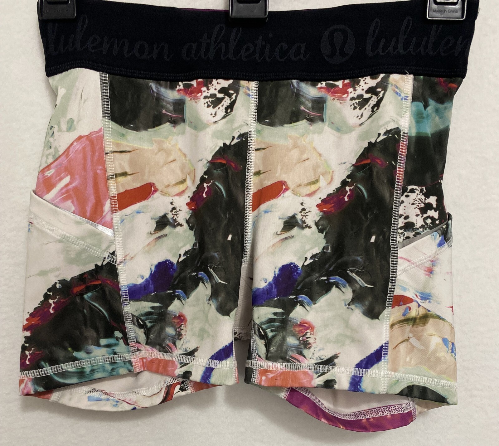 Lululemon Women's Size 4 Multicolor Compression Yoga Shorts with Logo