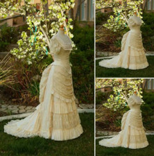 Vintage Costumes Victorian Wedding Dresses Lace up Corset Gothic Beige Scarl