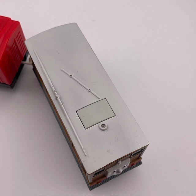 Thomas & Friends Trackmaster Motorizado Talking Toby Tender Train 2012 funcionando - Imagem 4 de 4