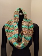 Chunky Knit Merino Wool Circle Scarf Soft and Lofty Green Teal