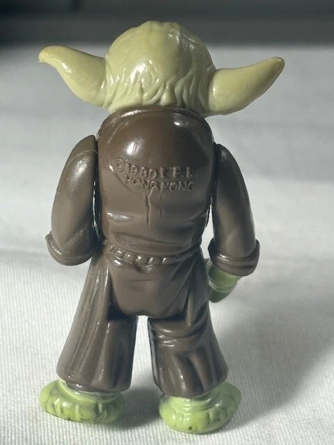 Figura de acción Kenner Star Wars Master Yoda de colección con cinturón LFL80 HK ESB Foto 4 de 4