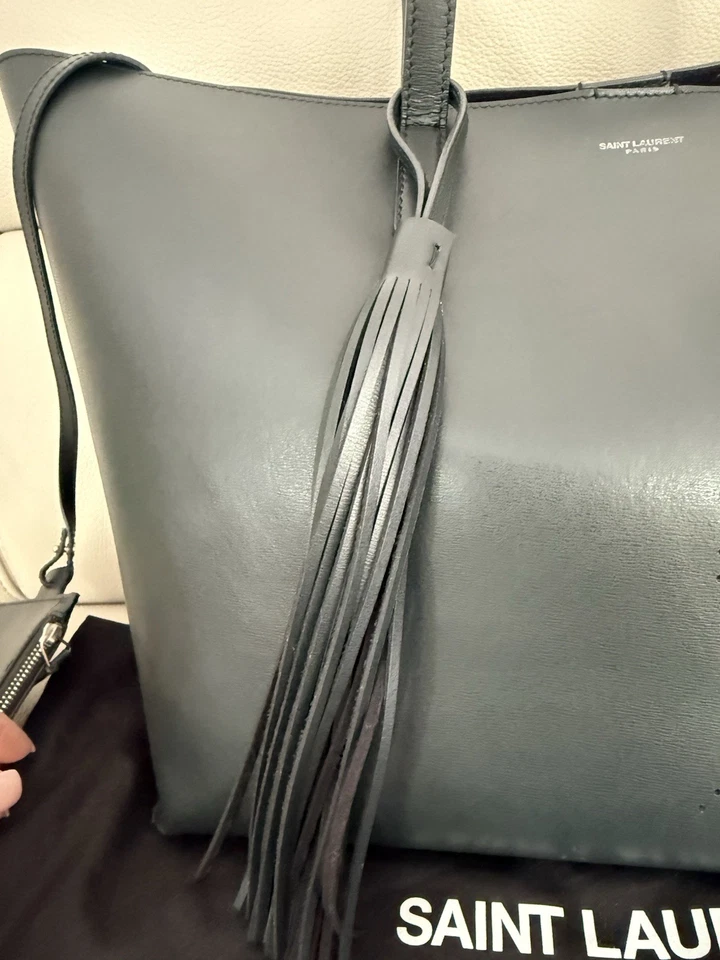 Authentic SAINT LAURENT PARIS YSL Dark Green Shopper Tote Bag Tassel & Pouch - Image 3 of 4