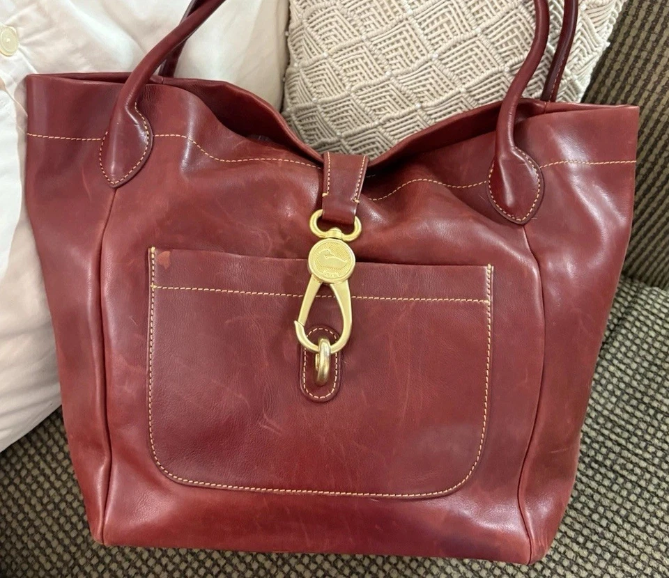 Dooney Bourke Burgundy Bordeaux Red Florentine Leather Large Hobo Sac Tote Bag - Image 4 of 4