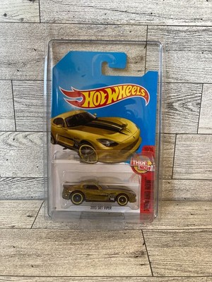 Hot Wheels Super Treasure Hunt - 2013 SRT Dodge Viper - Gold - 2016 - New