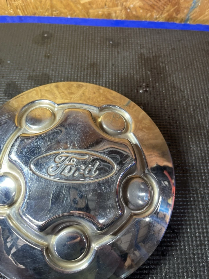 Tapacubos tapa central Ford Police Crown Victoria F87A-1A096-GB *JUEGO DE TRES* Foto 4 de 4