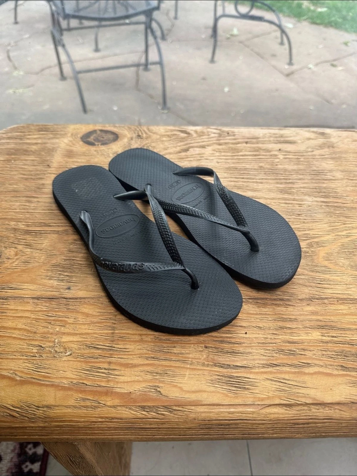 Havaianas Classic Black Flip Flops - Size 37- 38