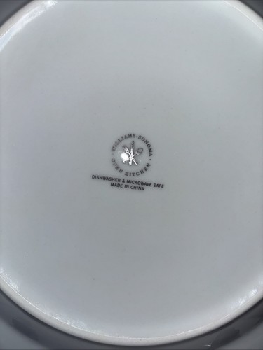 Set Of 4 WILLIAMS SONOMA Open Kitchen Bistro Black Stripe Dinner Plates 10.5” - Picture 3 of 7