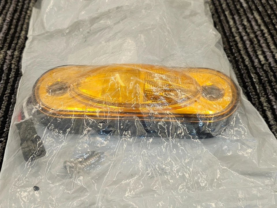 Blue Bird 10064200: 6 pulgadas Señal de giro medio LED - ámbar BB10064200 Foto 3 de 4