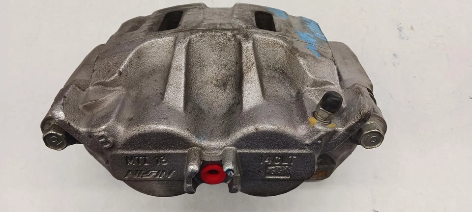 2022 HONDA PASSPORT Right passenger Caliper front OEM 13k miles 19 20 21 22 23 - Image 3 of 4