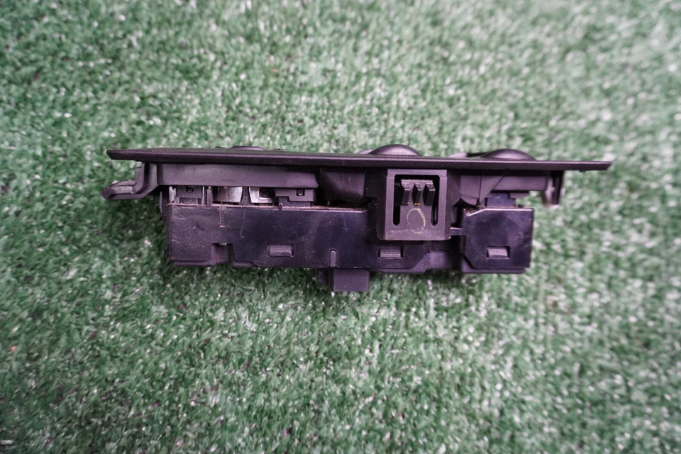 Interruptor de ventana del lado del conductor Ford Taurus 2014 OEM DG1T14540ACW Foto 4 de 4