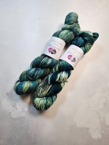 Hand dyed BFL Silk yarn, Lace weight, 100g, WATERLOO - Picture 7 of 7