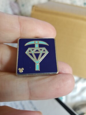 Disney Hidden Mickey Mystery Attraction Icons Seven Dwarves Mine Trading  Pin