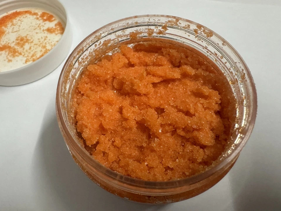 HANDMADE LEMONGRASS BODY SCRUB - Image 2 of 4