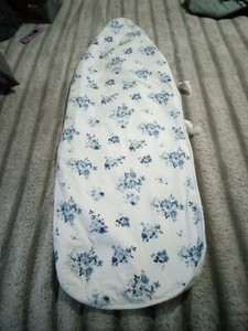IRONING BOARD COVER COBALT BLUE & WHITE FLORAL PRINT STICKY Fasteners 17" X 53"