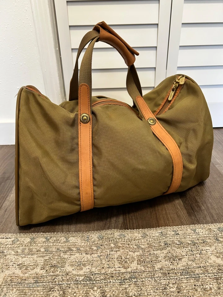 Подлинная спортивная сумка для выходных Hartmann Sage зеленая желтовато-коричневая кожа 20 дюймов - Изображение 2 из 4