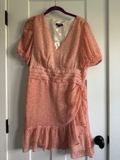 Express Peach White Faux Wrap Ruffles Puff Sleeve Mini Dress Women’s Large 