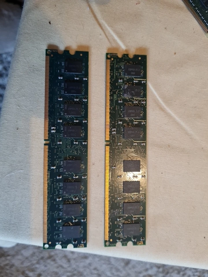 Pc Ram 2gig X2 Redition Memory Sticks Ddr2 - Image 2 of 4