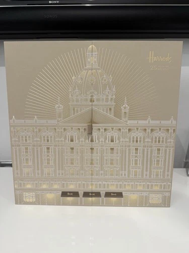 The Harrods Beauty 25 Day Advent Calendar 2025 - Picture 1 of 3