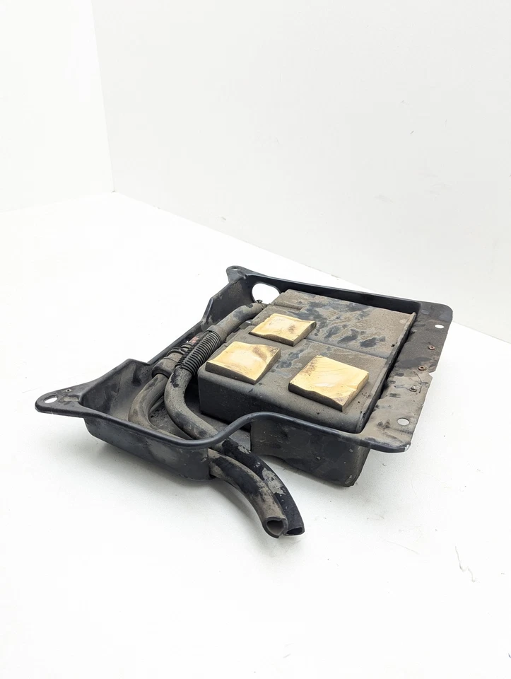 2003-2004 FORD CROWN VICTORIA Charcoal Fuel Vapor Canister - Image 3 of 4