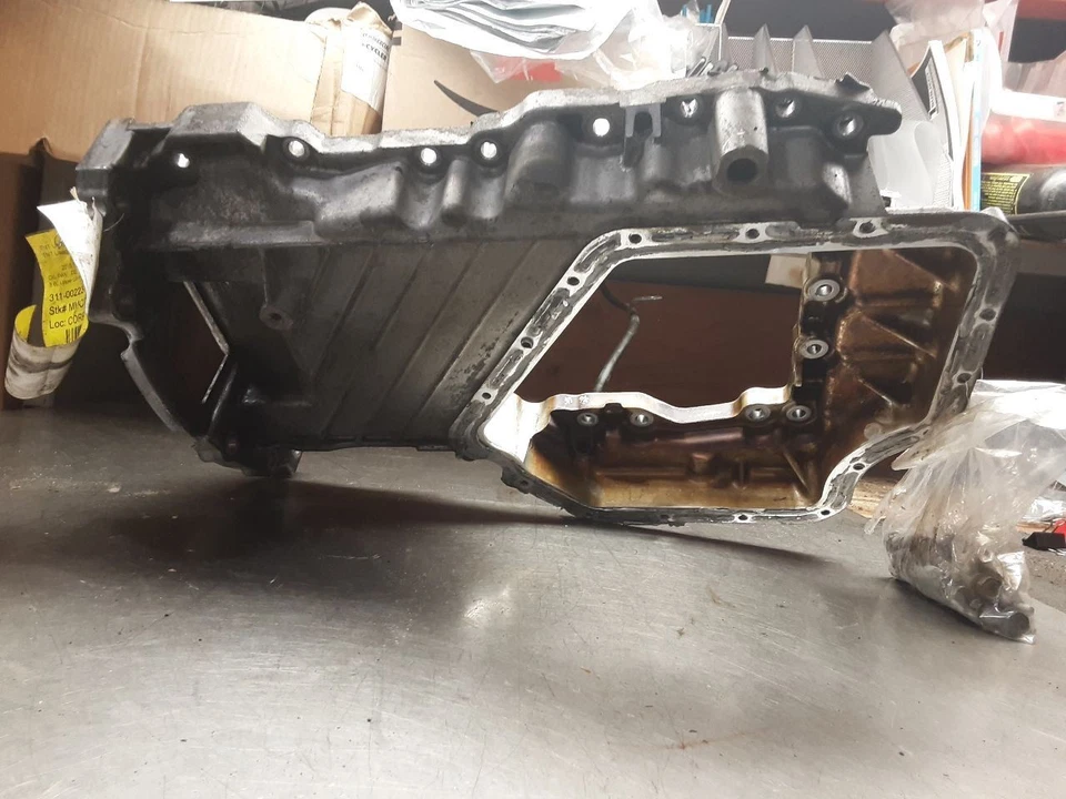 Oil Pan Upper Fits 11-20 CARAVAN 627129 Foto 4 de 4