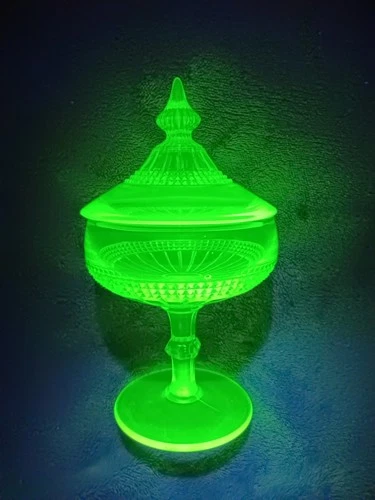 Vintage Green Depression Uranium Glass Candy Dish With Lid Uv Reactive