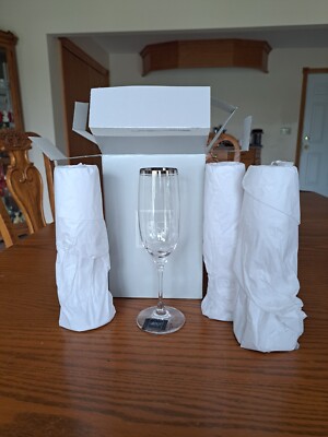Stephanie Platinum By Mikasa T7118-0017 Crystal Champagne Stemmed Glasses 4 NIB