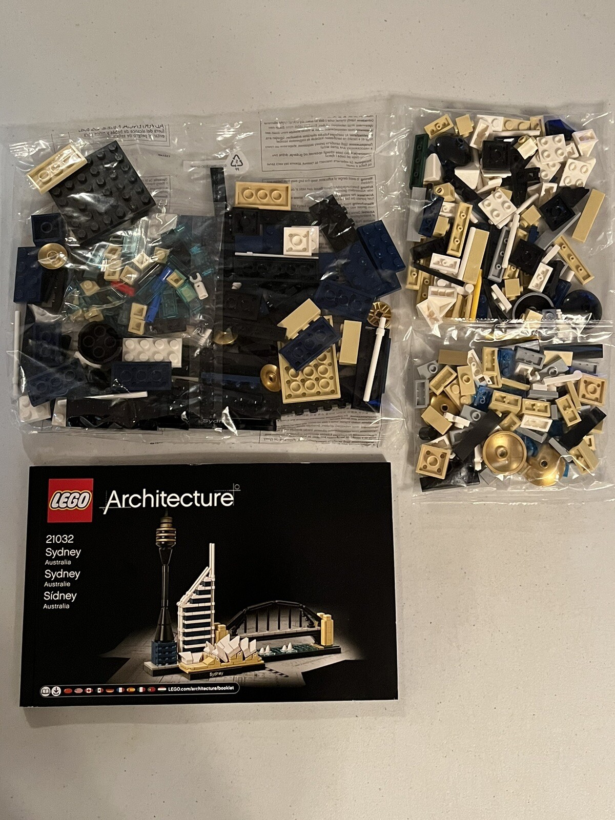 LEGO ARCHITECTURE: Sydney (21032) for sale online | eBay