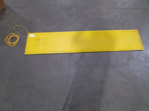 PINNACLE R-Y-18-084-W-20 CATEGORY 4 PER EN954 SAFETY FLOOR MAT