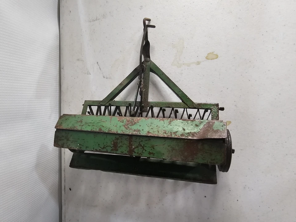 1950s Ertl Eska John Deere Grain Drill Seeder Asis - Image 3 of 4