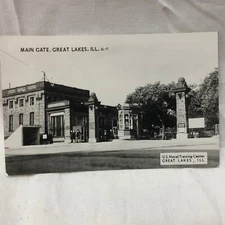 Vintage Postcard U.S. Naval Training Center Great Lakes, IL Photograph Groganize