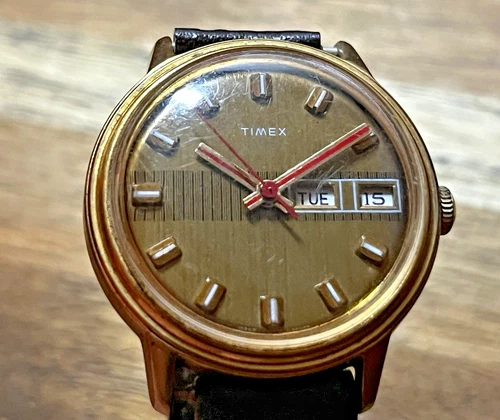 Vintage Timex Mercury Mens Watch Gold Tone Day Date Manual Wind 1974 RUNNING