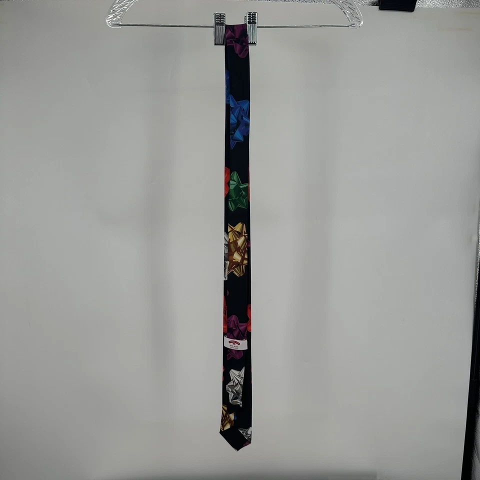 Corbata navideña tejida estampada negra con lazos sello Navidad Foto 4 de 4