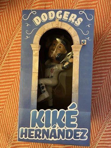 Budweiser Kiké Hernández Dodgers Bobblehead MLB 2405-3405-1017