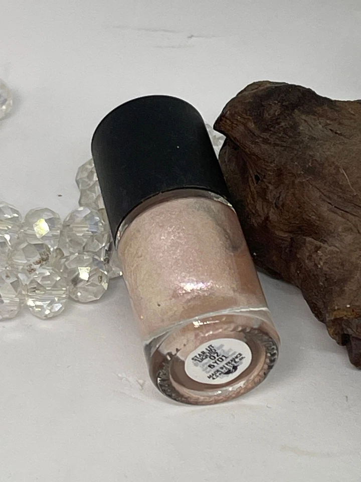 Make Up For Ever Star Lit Liquid Illuminating Liquid Gel - 02 Pink Beige - New - Image 3 of 3