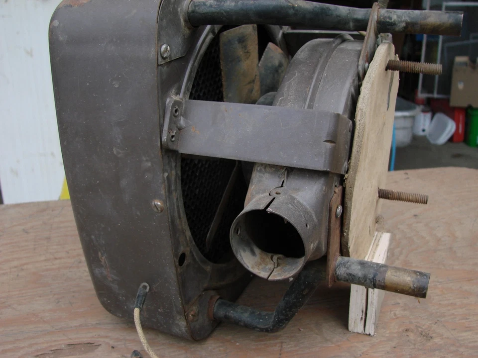 INTERIOR AUTO HEATER, GM DELUXE - Image 4 of 4