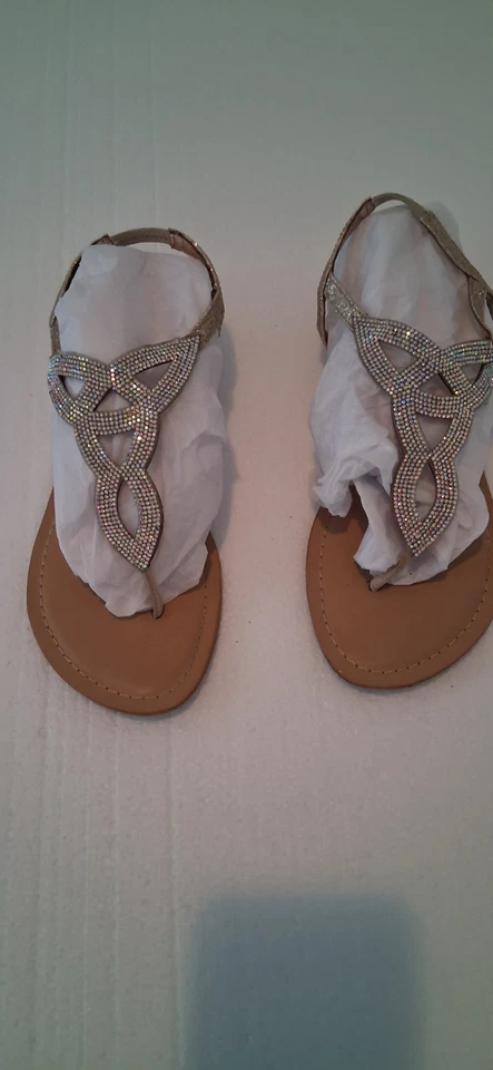 Sandalias planas de diamantes de imitación con joyas con tiras elegantes brillantes crucero resort vacaciones Foto 3 de 4