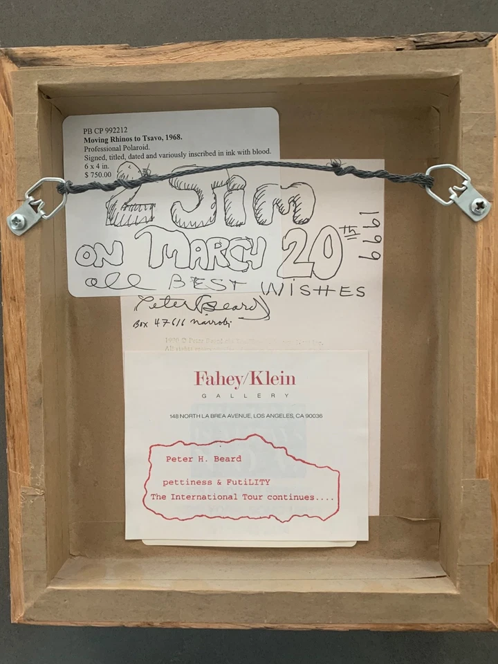 Fotografía polaroid firmada original de Peter Beard rinocerontes en movimiento Tsavo África 1968 Foto 3 de 4